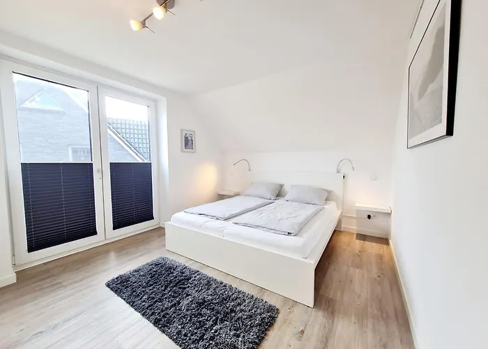 Sandbank Apartment *